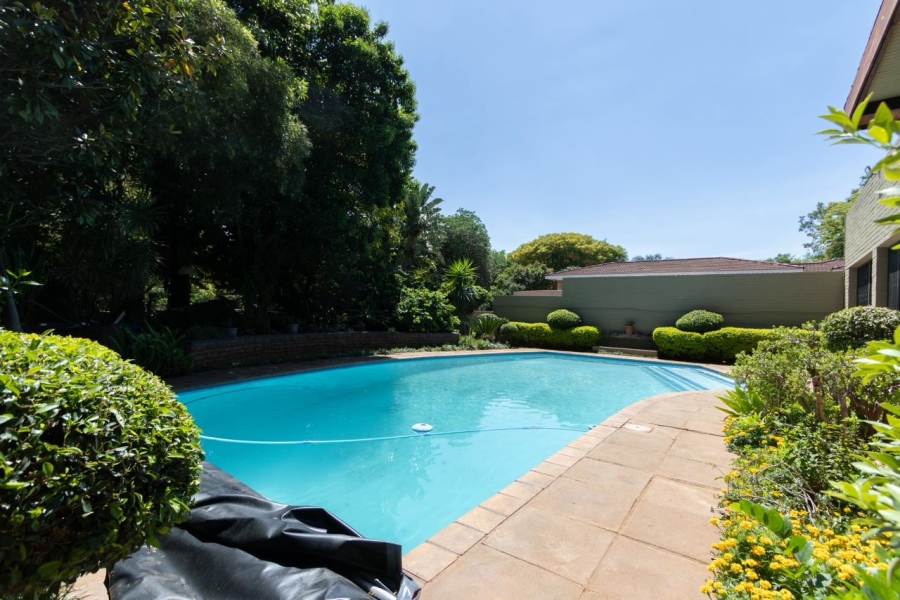 5 Bedroom Property for Sale in Protea Park North West